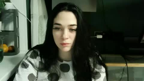 Snapshot of lunikdarya chatting on 10.23.25 lunikdarya online show from 10.23.25