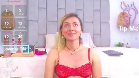 lunitadiva online show from 10.18.25