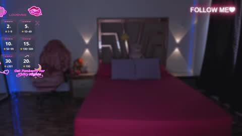 LUNA ROSE online show from 11.18.25