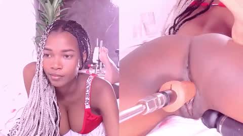 Snapshot of lunna_thomson chatting on 10.27.25 lunna online show from 10.27.25