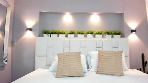 L U N N A online show from 10.01.25