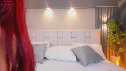 L U N N A online show from 03.08.26