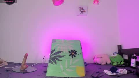 Snapshot of lunnalust chatting on 04.09.26 lunnalust online show from 04.09.26