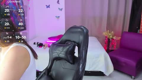 LunoxLili online show from 02.26.26