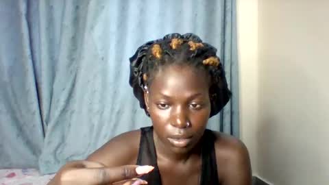 luo_queen online show from 09.13.25