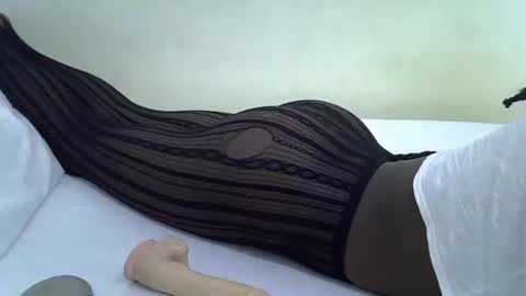 sweet girl online show from 02.12.25