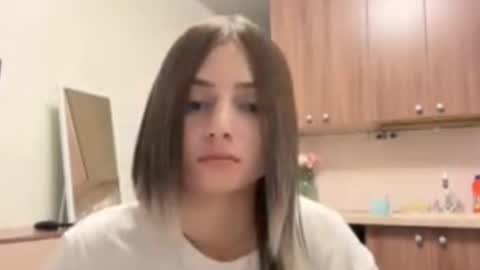 Snapshot of lurlineoline chatting on 10.24.25 May online show from 10.24.25