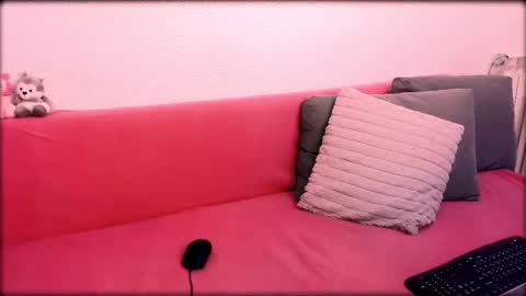 lurosincubus online show from 12.14.25