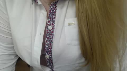 Hailey online show from 09.22.25