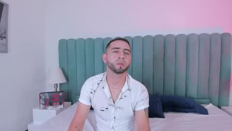 Lushian And Luna online show from 09.26.25