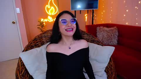 lushiana online show from 02.02.25