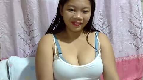 LushPinay online show from 01.07.25