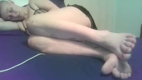 Kikithebaee online show from 02.24.25