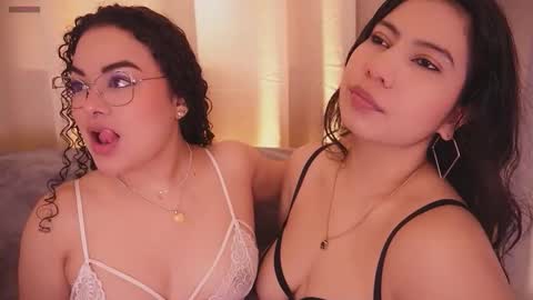 Gabrielle  Lexa  online show from 11.15.25