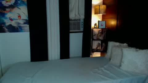 Snapshot of lustfulltrans chatting on 12.19.24 AdriannaFowks online show from 12.19.24