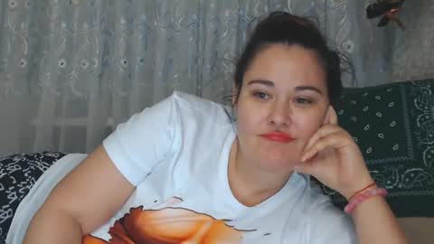 Snapshot of lustifulm chatting on 10.14.25 lustifulm online show from 10.14.25