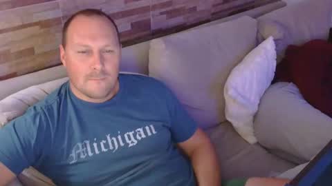 lustonfan online show from 04.17.26