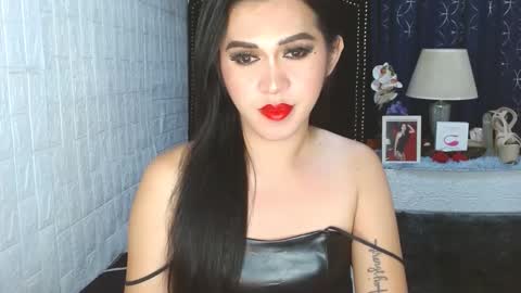 Snapshot of lustress_katalina69 chatting on 02.24.25 lustress_katalina69 online show from 02.24.25