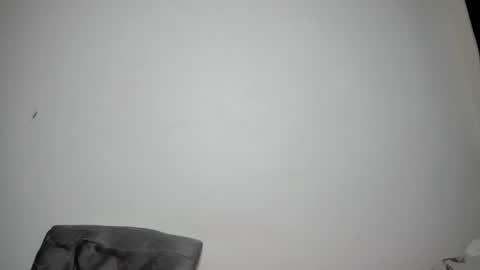 aura online show from 10.17.25