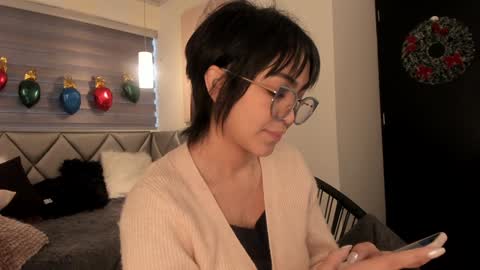 Lu online show from 12.26.24