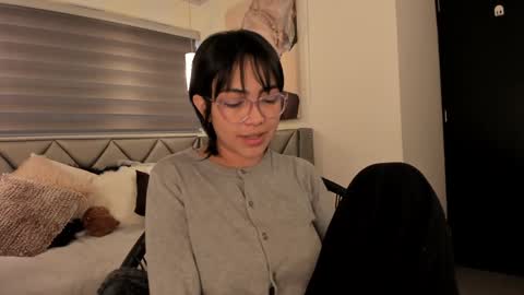Lu online show from 01.05.25