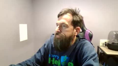 Luv2likslit online show from 11.22.25