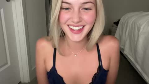 Aimee online show from 10.12.25