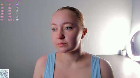 Snapshot of luvblanche chatting on 09.15.25 luvblanche online show from 09.15.25