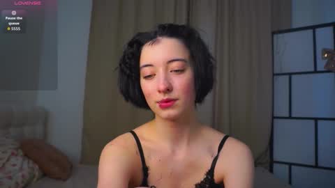 Snapshot of luvenianitschke chatting on 02.12.26 Sasha online show from 02.12.26