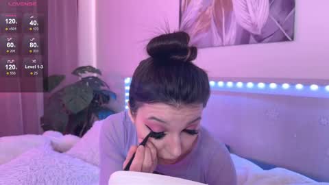 Snapshot of luvlyveronica chatting on 05.20.26 Veronica online show from 05.20.26