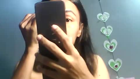 Bee Bee online show from 03.14.26