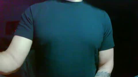 Snapshot of luvzjerkingoff chatting on 12.31.24 luvzjerkingoff online show from 12.31.24