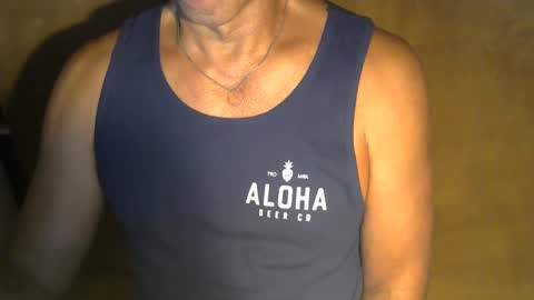 Snapshot of luvzjerkingoff chatting on 09.19.25 luvzjerkingoff online show from 09.19.25