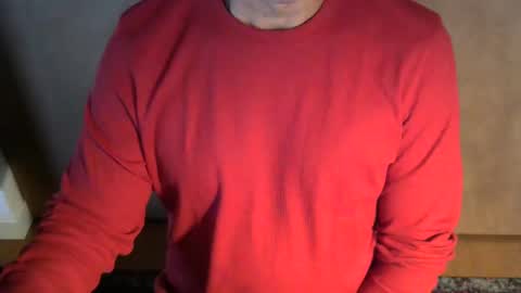 Snapshot of luvzjerkingoff chatting on 11.05.25 luvzjerkingoff online show from 11.05.25