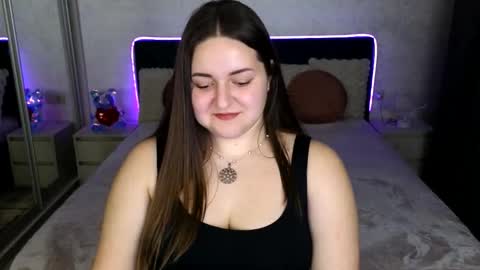 lux_lizz online show from 02.28.26