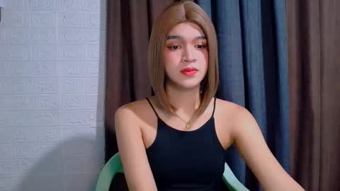 Snapshot of lux_white chatting on 03.12.26 queen lux online show from 03.12.26