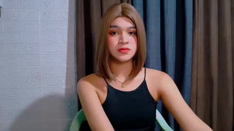 Snapshot of lux_white chatting on 03.15.26 queen lux online show from 03.15.26