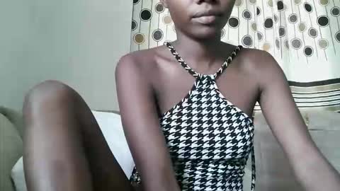 Snapshot of luxelina chatting on 09.24.25 Luxelina online show from 09.24.25