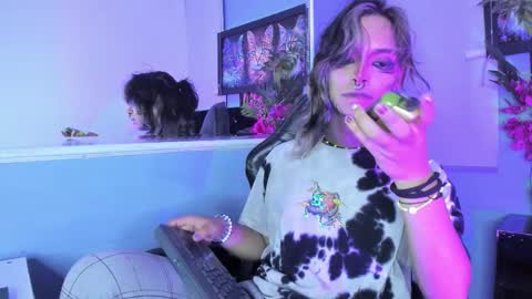 Luxiel 3 online show from 11.25.25