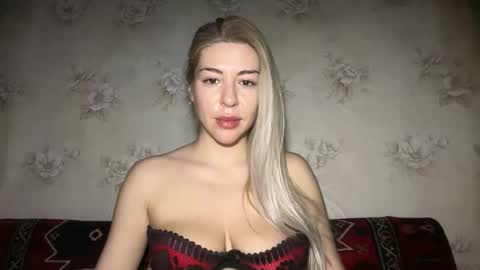 LuxSonyaStar online show from 02.18.26