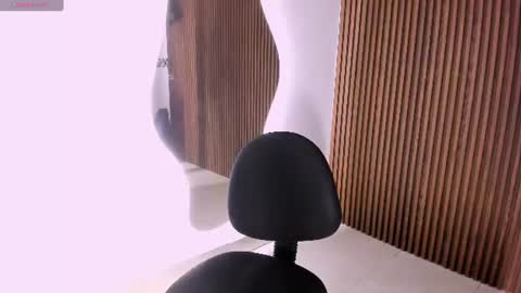 luxury_candy_ online show from 06.20.26
