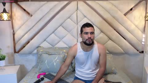 Lesly And Arnold online show from 01.29.25