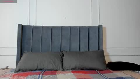 Snapshot of luxuryheaven chatting on 09.15.25 Tommy and Polly online show from 09.15.25