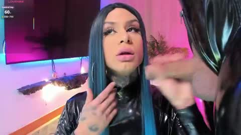 Lucy and Kristhy online show from 04.15.26