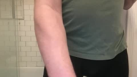 lvguynextdoor440656 online show from 04.15.26