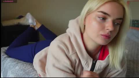 Lana online show from 10.24.25