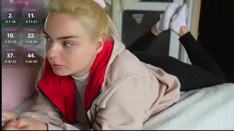 Lana online show from 10.27.25