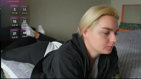 Lana online show from 10.28.25