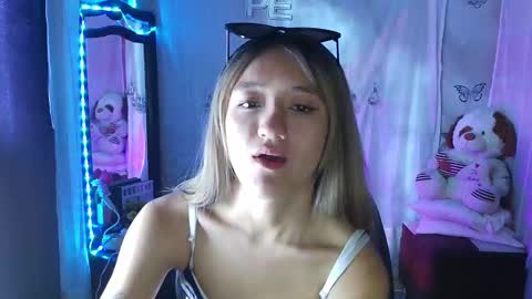 Snapshot of lya_ch chatting on 09.12.25 Call me Lia online show from 09.12.25