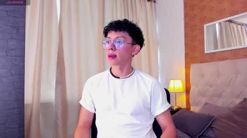 Lyan online show from 01.09.26